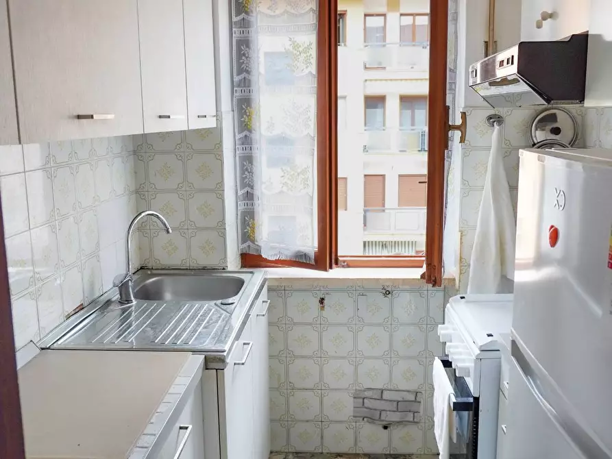 Immagine 6 di Appartamento in vendita  in via luciani a San Benedetto Del Tronto