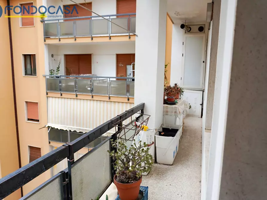Immagine 15 di Appartamento in vendita  in via luciani a San Benedetto Del Tronto