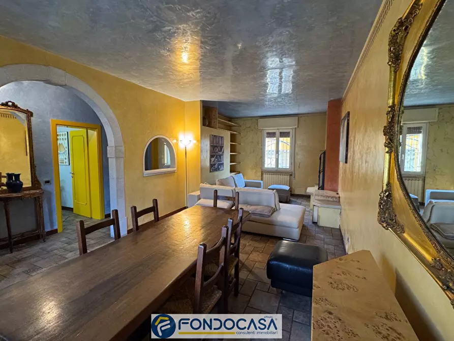 Immagine 2 di Villa in vendita  a Ospitaletto