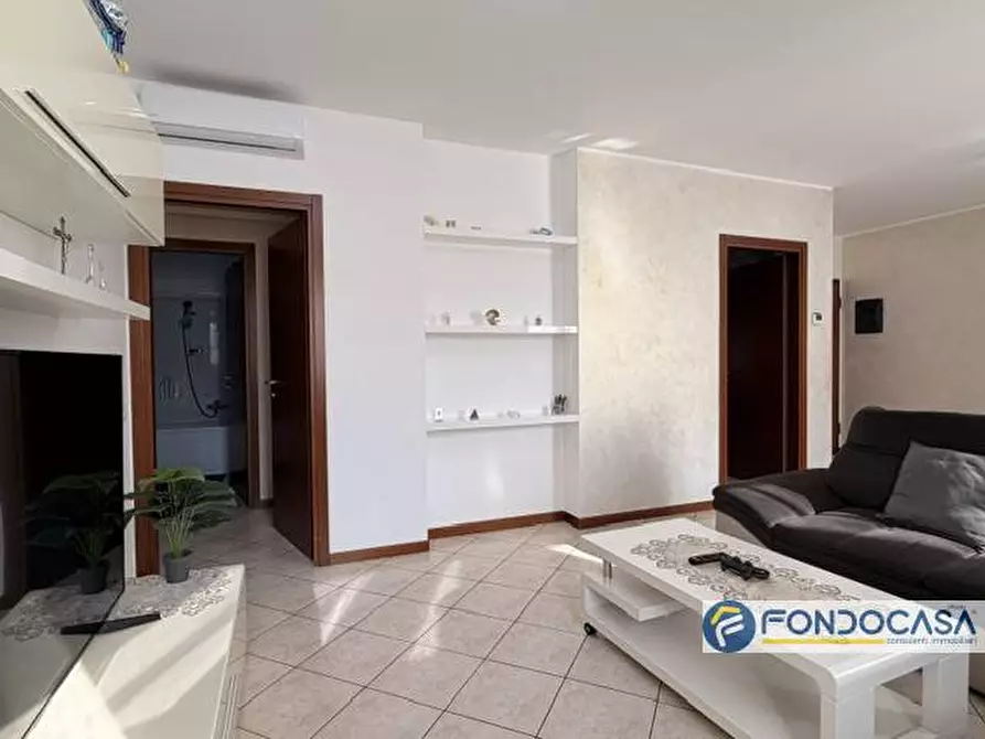 Immagine 11 di Appartamento in vendita  a Adrara San Martino