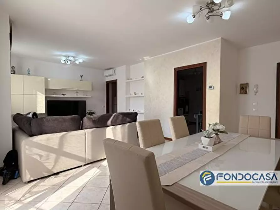 Immagine 3 di Appartamento in vendita  a Adrara San Martino
