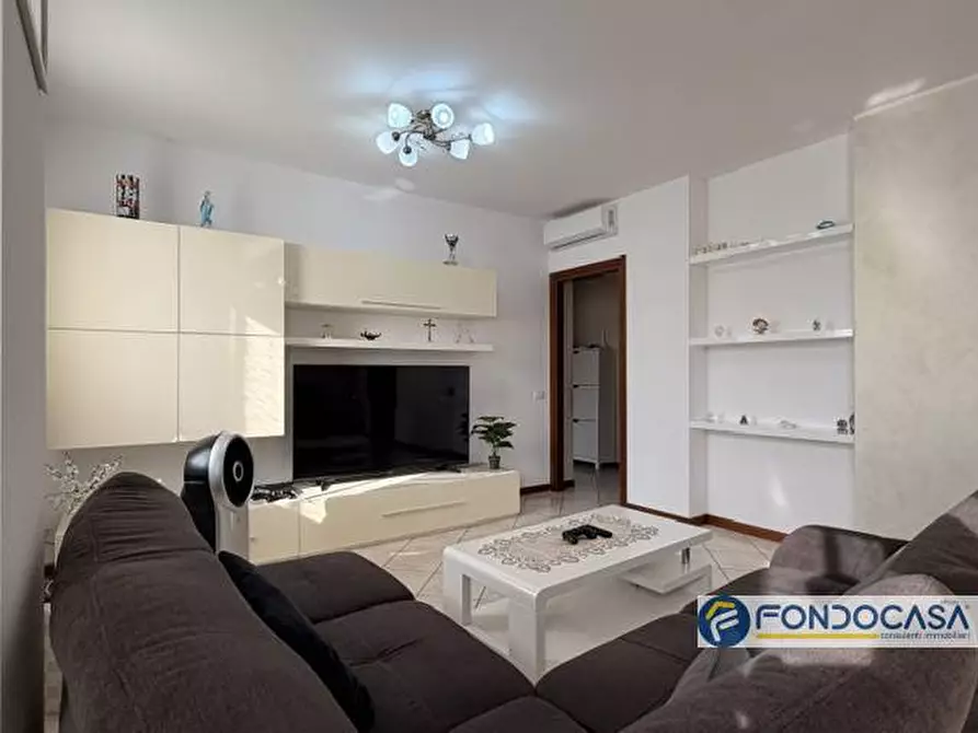 Immagine 4 di Appartamento in vendita  a Adrara San Martino
