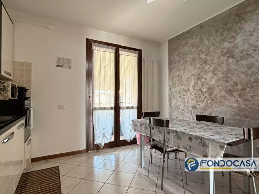 Immagine 14 di Appartamento in vendita  a Adrara San Martino