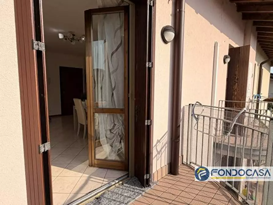 Immagine 30 di Appartamento in vendita  a Adrara San Martino