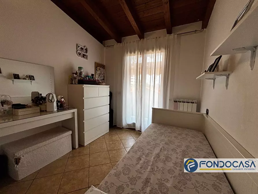 Immagine 10 di Appartamento in vendita  in Via Don P. Caldara a Carobbio Degli Angeli