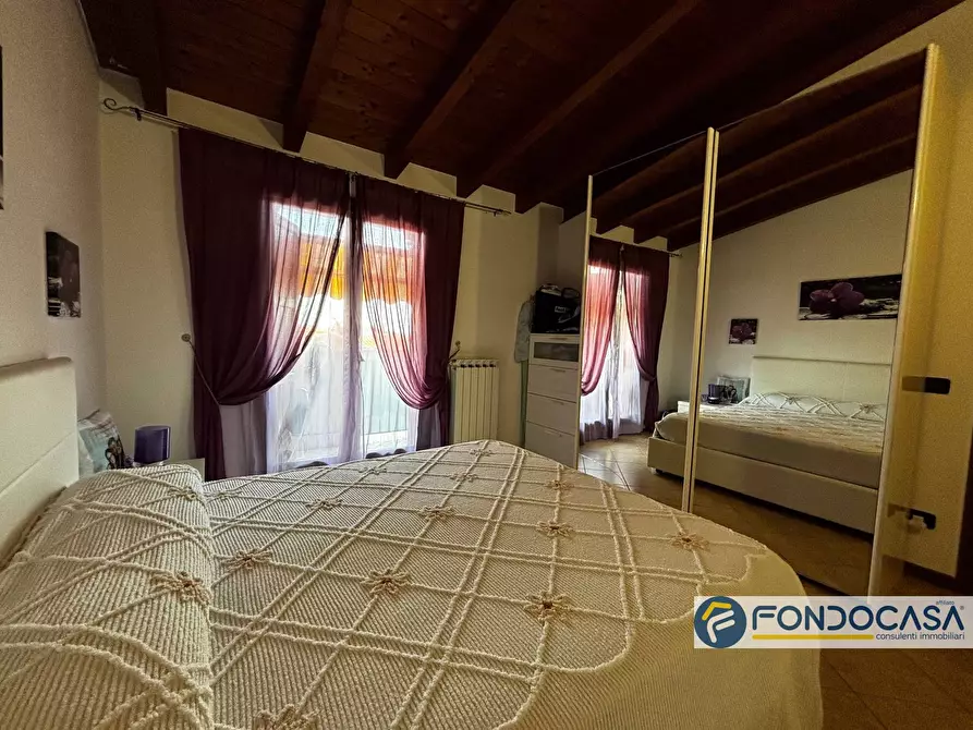 Immagine 13 di Appartamento in vendita  in Via Don P. Caldara a Carobbio Degli Angeli