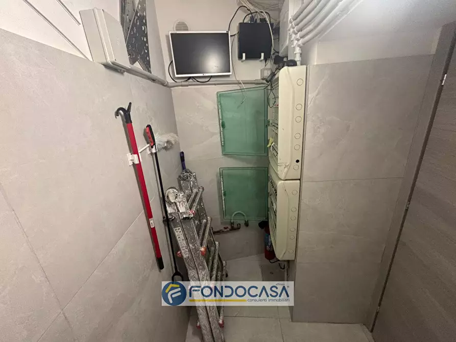 Immagine 6 di Attività commerciale in vendita  in via sambuci 52 a Sant'antimo