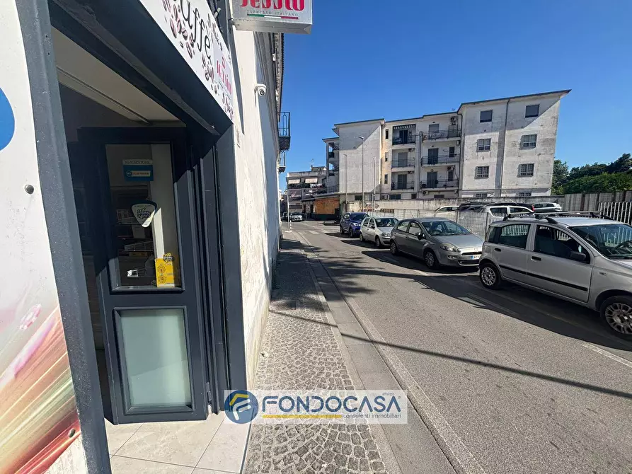 Immagine 5 di Attività commerciale in vendita  in via sambuci 52 a Sant'antimo