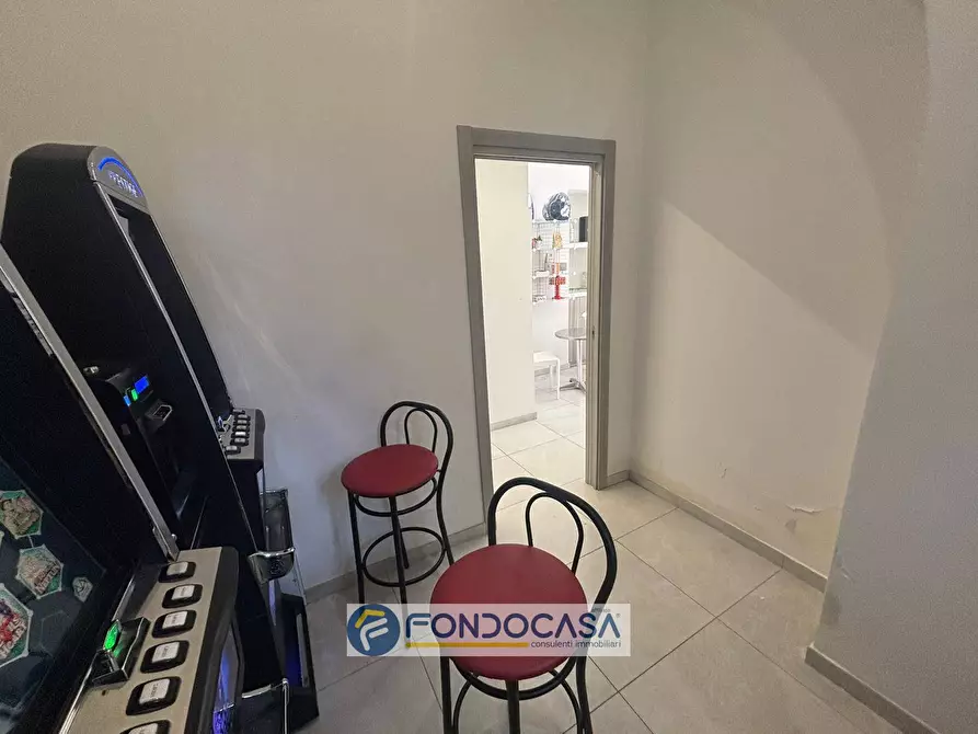 Immagine 20 di Attività commerciale in vendita  in via sambuci 52 a Sant'antimo