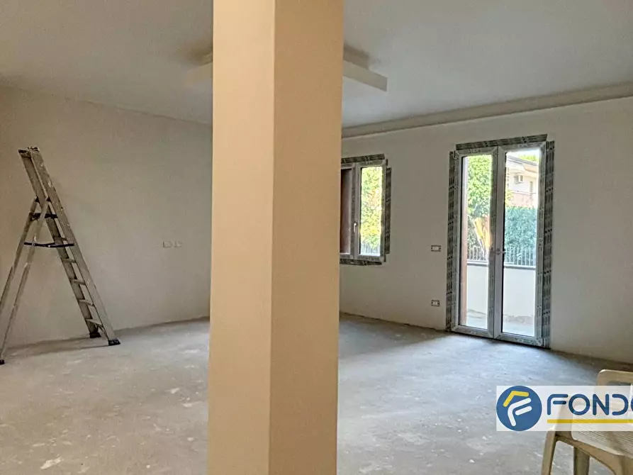 Immagine 5 di Appartamento in vendita  a Cologne