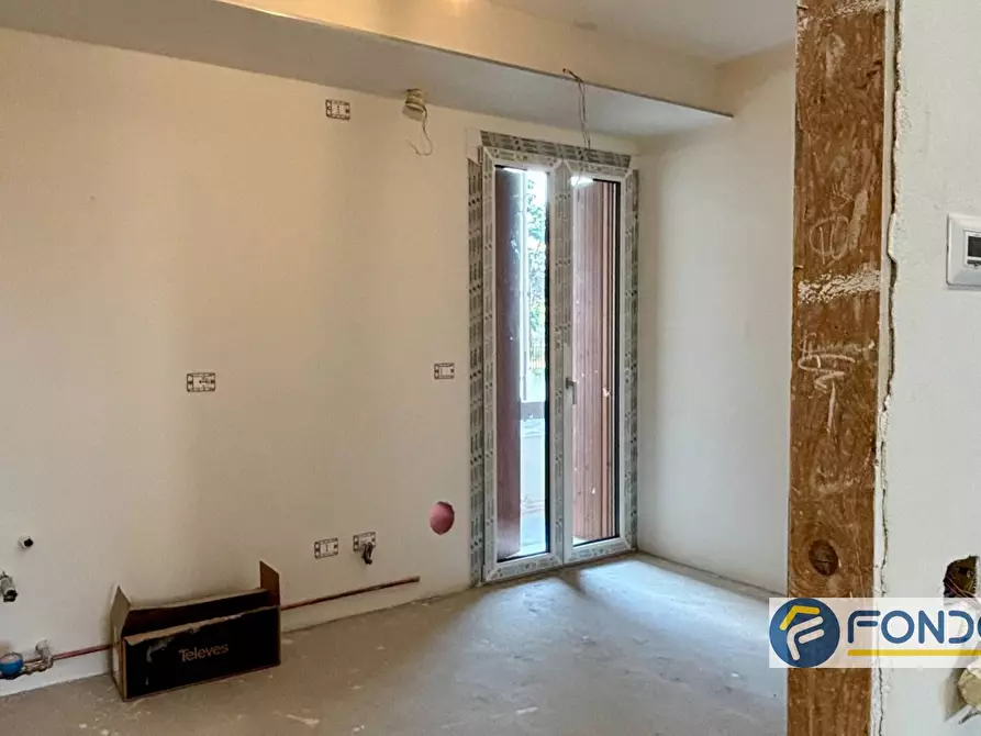 Immagine 6 di Appartamento in vendita  a Cologne
