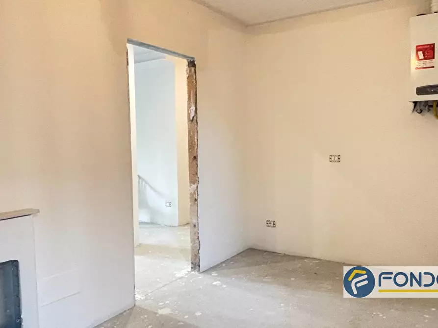 Immagine 8 di Appartamento in vendita  a Cologne