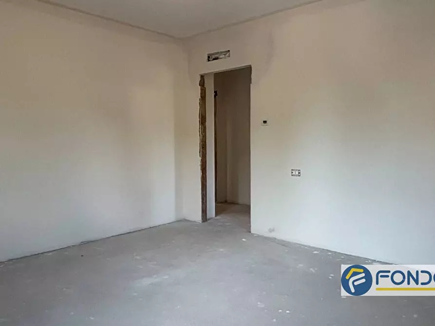 Immagine 15 di Appartamento in vendita  a Cologne