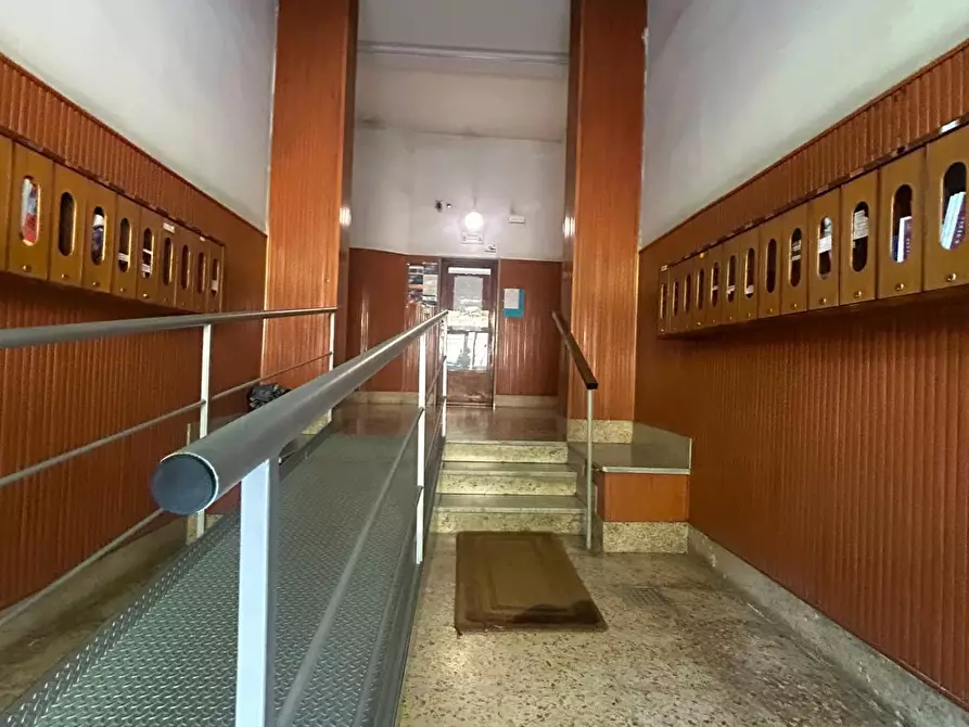 Immagine 3 di Appartamento in vendita  in via calata san vito 52 a Salerno