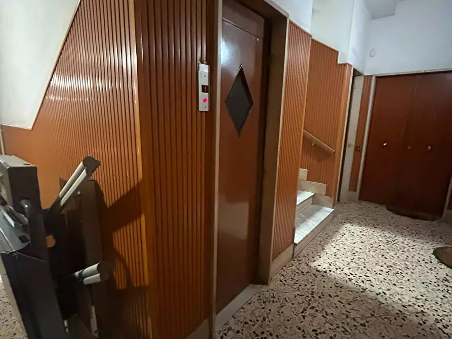 Immagine 4 di Appartamento in vendita  in via calata san vito 52 a Salerno