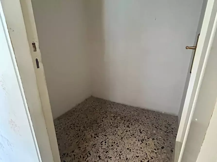 Immagine 15 di Appartamento in vendita  in via calata san vito 52 a Salerno