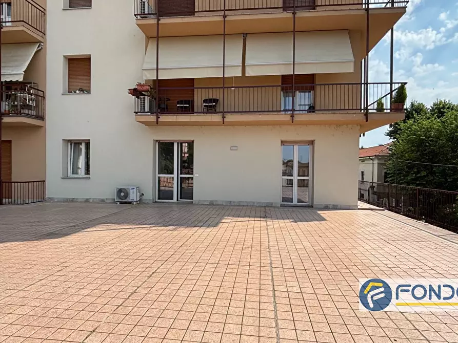 Immagine 1 di Appartamento in vendita  a Palazzolo Sull'oglio
