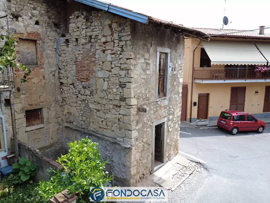 Immagine 10 di Rustico / casale in vendita  24 a Castelli Calepio