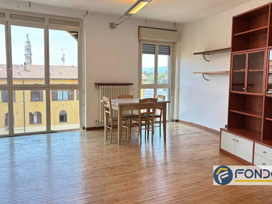Immagine 1 di Appartamento in vendita  a Palazzolo Sull'oglio