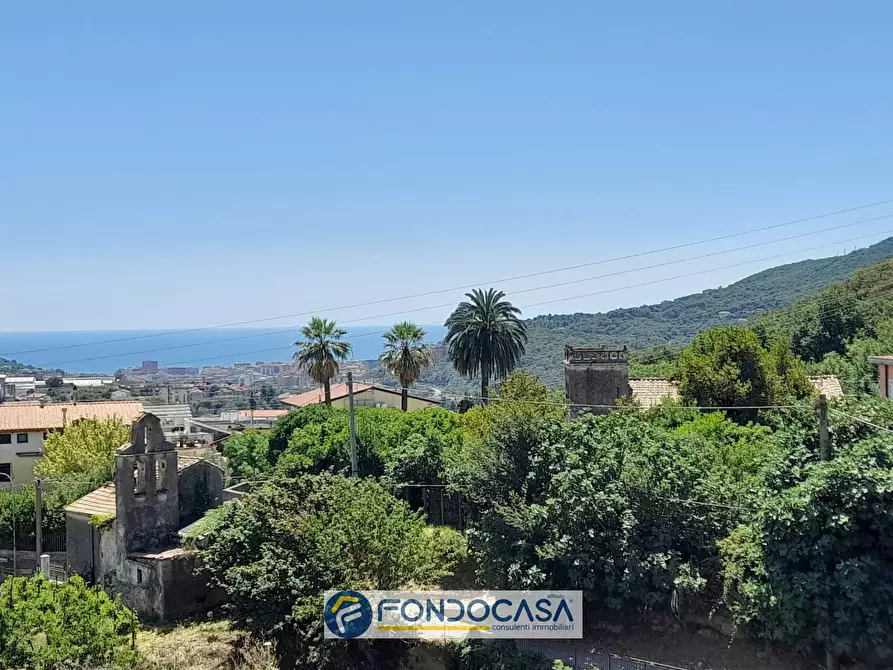 Immagine 17 di Rustico / casale in vendita  in Via Compra 66 a Salerno