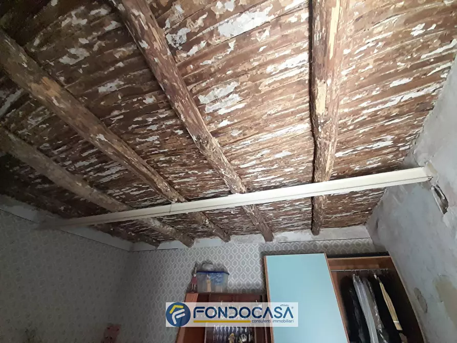 Immagine 10 di Rustico / casale in vendita  in Via Compra 66 a Salerno