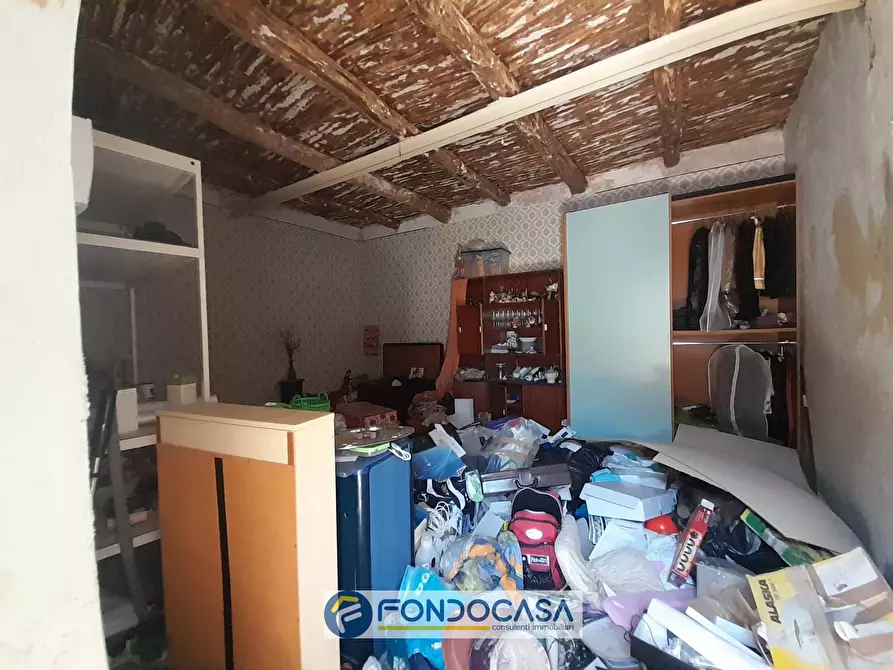 Immagine 11 di Rustico / casale in vendita  in Via Compra 66 a Salerno