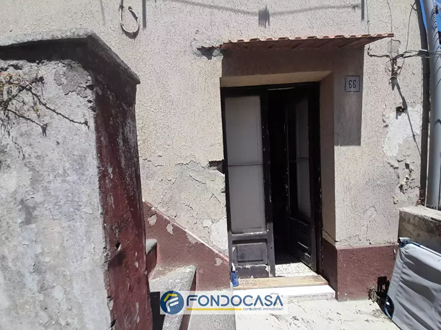Immagine 14 di Rustico / casale in vendita  in Via Compra 66 a Salerno