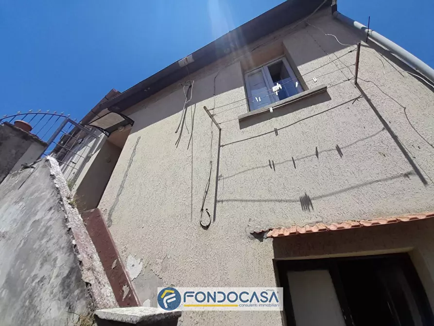 Immagine 16 di Rustico / casale in vendita  in Via Compra 66 a Salerno