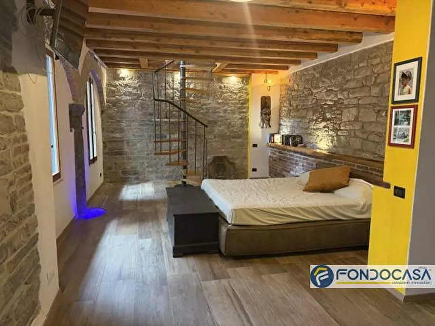 Immagine 14 di Appartamento in vendita  a Bergamo