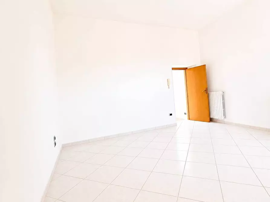 Immagine 5 di Appartamento in vendita  in via Bellini snc a Baronissi