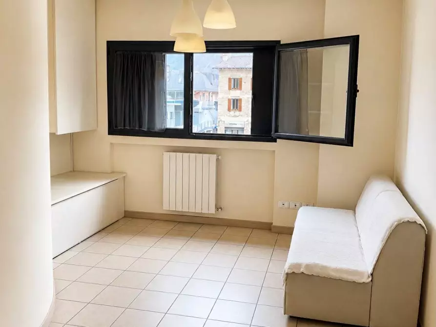 Immagine 5 di Appartamento in vendita  in Piazza Manzù a Clusone
