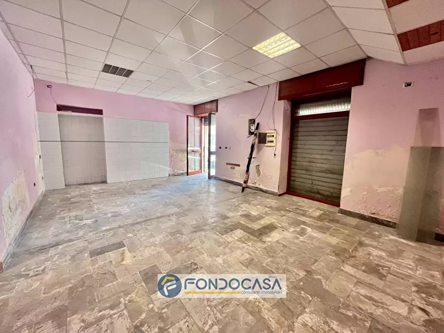 Immagine 4 di Locale commerciale in affitto  in via crucis 82 a Sant'antimo