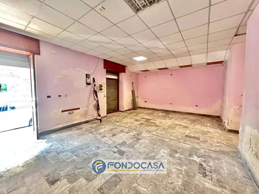 Immagine 8 di Locale commerciale in affitto  in via crucis 82 a Sant'antimo