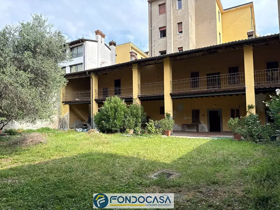 Immagine 1 di Rustico / casale in vendita  66 a Rovato