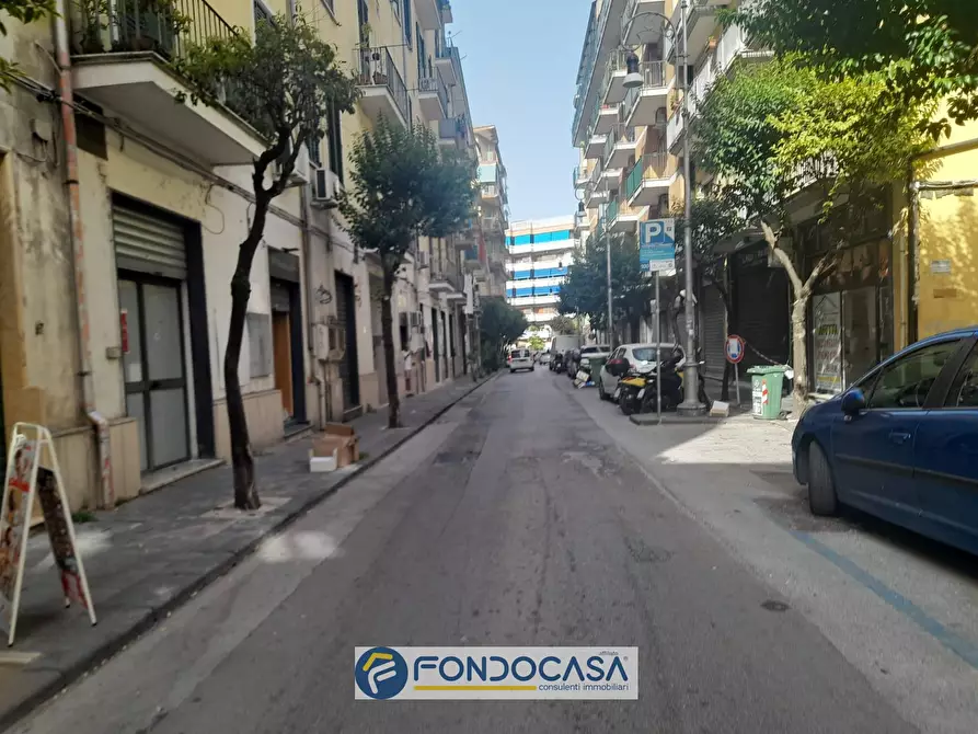 Immagine 1 di Locale commerciale in affitto  in Via Nizza 115 a Salerno