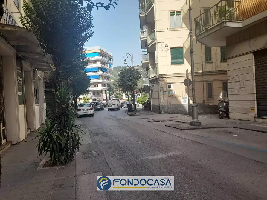 Immagine 8 di Locale commerciale in affitto  in Via Nizza 115 a Salerno