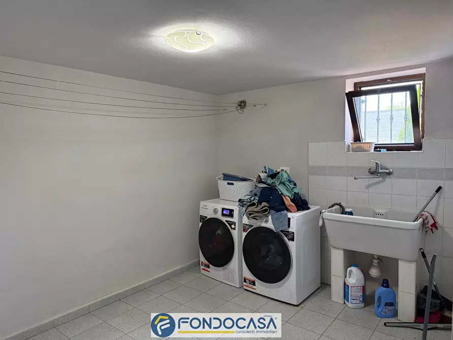 Immagine 41 di Villa in vendita  a Maclodio