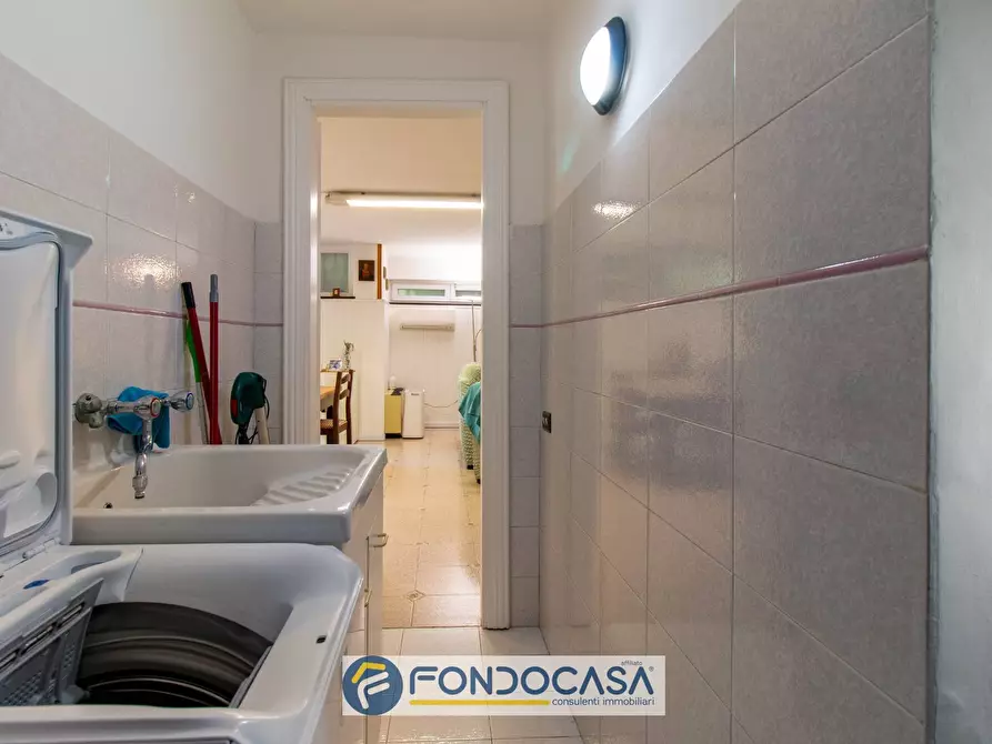 Immagine 18 di Villa in vendita  in via Padova 28A a Battipaglia