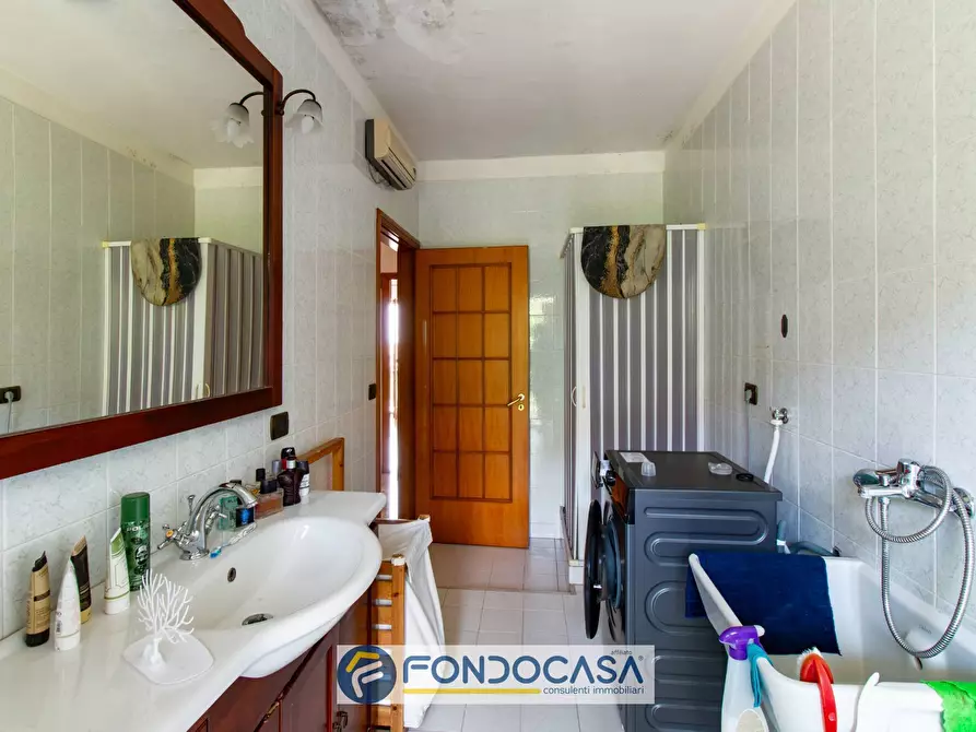 Immagine 25 di Casa semindipendente in vendita  in Via Orazio Flacco 1 a Salerno