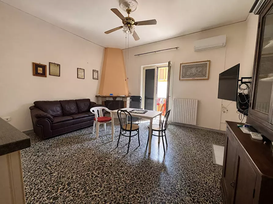 Immagine 11 di Casa semindipendente in vendita  in VIA MARCO POLO 5 a Angri