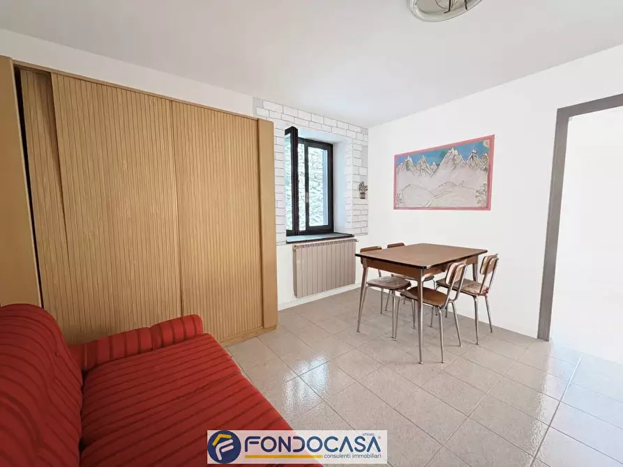 Immagine 3 di Appartamento in vendita  a Breno