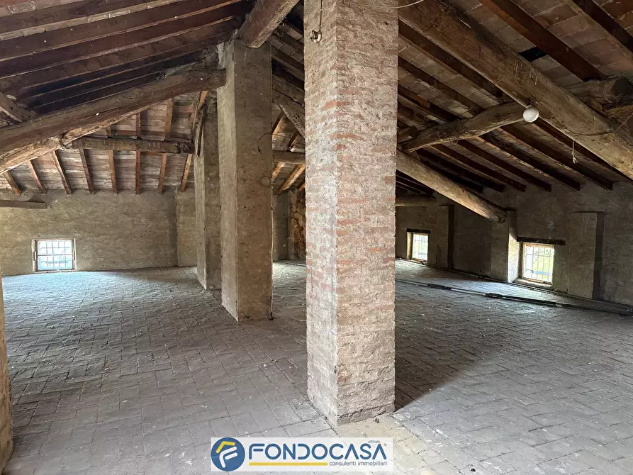 Immagine 3 di Attico in vendita  2/4 a Brandico