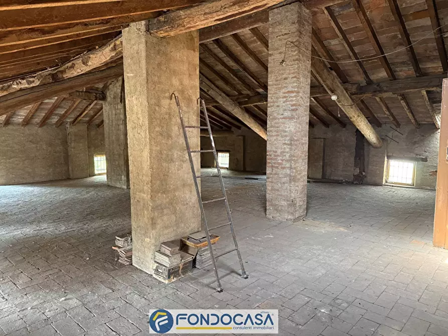 Immagine 9 di Attico in vendita  2/4 a Brandico