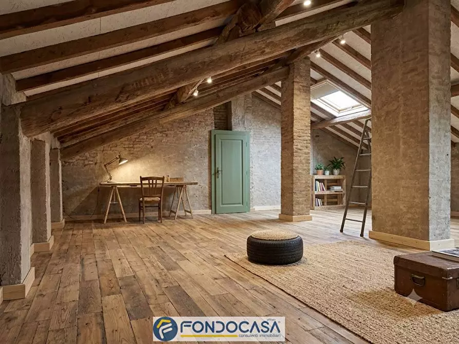 Immagine 5 di Attico in vendita  2/4 a Brandico
