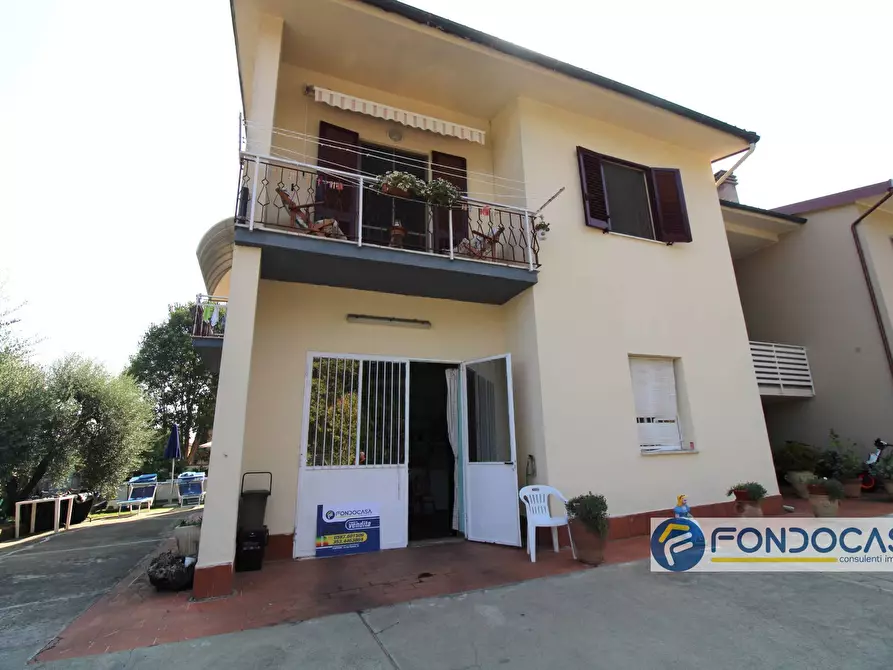 Immagine 3 di Casa indipendente in vendita  in Via Padre Ernesto Balducci a Montopoli In Val D'arno