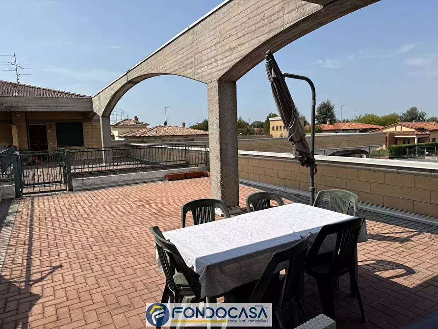 Immagine 2 di Appartamento in vendita  a Castegnato