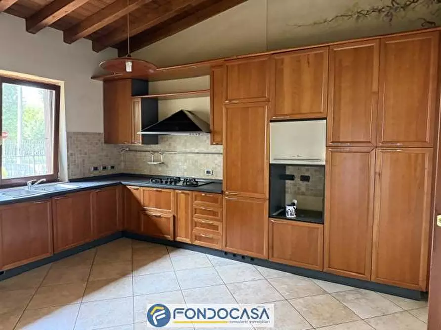 Immagine 9 di Villa in vendita  a Roncadelle