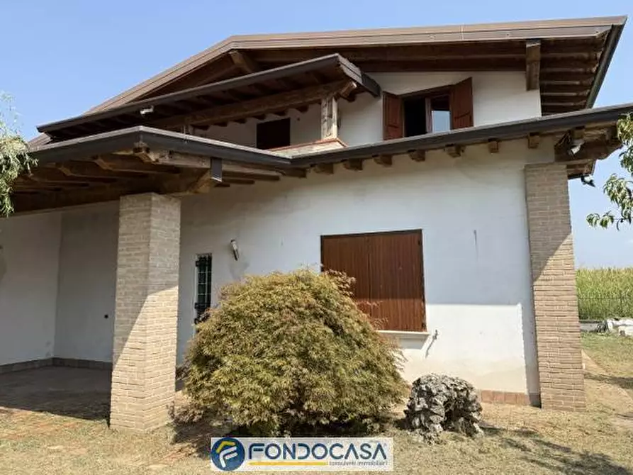 Immagine 2 di Villa in vendita  a Roncadelle