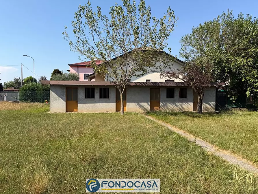 Immagine 4 di Terreno residenziale in vendita  snc a Calcinate