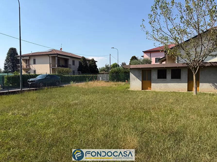 Immagine 5 di Terreno residenziale in vendita  snc a Calcinate